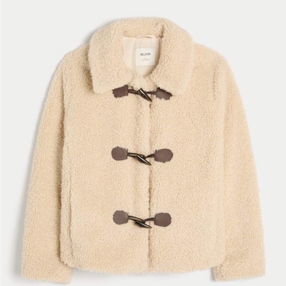 Hollister Women's Tan Teddy Jacket SIZE L 💛